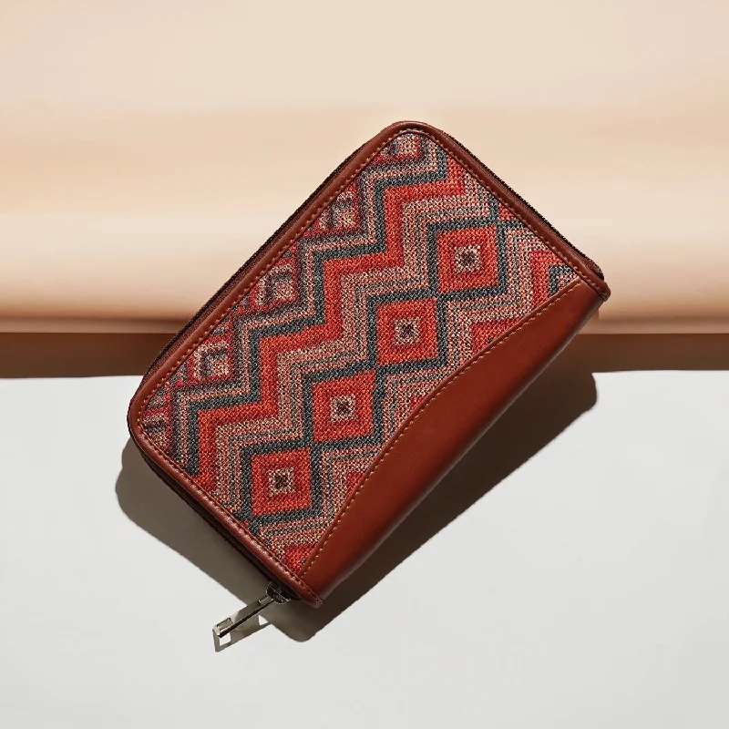 Gwalior Weaves Chain Wallet